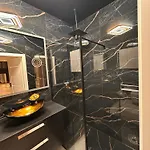 Luksusowy 2 River Point Kepa Mieszczanska 아파트 *